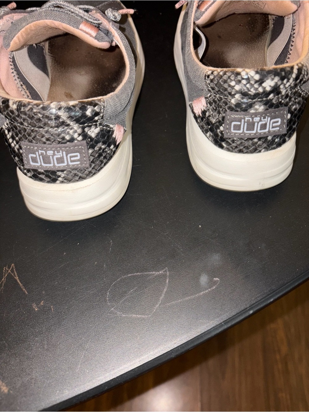 HEYDUDE Karina Jet Black Gray Pink Sneakers Women’s Size 7 - Picture 2 of 5